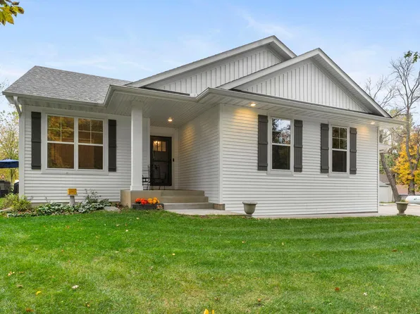 3415 Ten Oaks St S, Cambridge, MN 55008