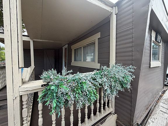 5th image of 1935 S 5th Ave Trailer B16