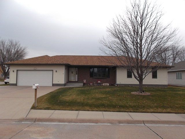 1st image of 3007 Orleans Dr