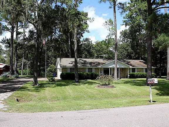 2nd image of 136 Oak Manor Dr