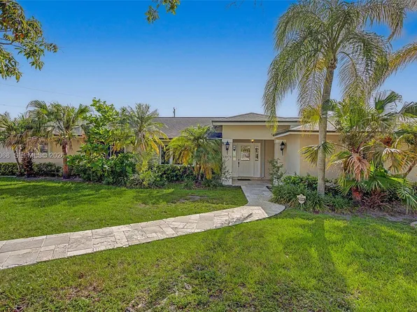14975 SW 89th Ave, Palmetto Bay, FL 33176