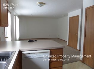 528 174th Ave, Spring Lake, MI 49456