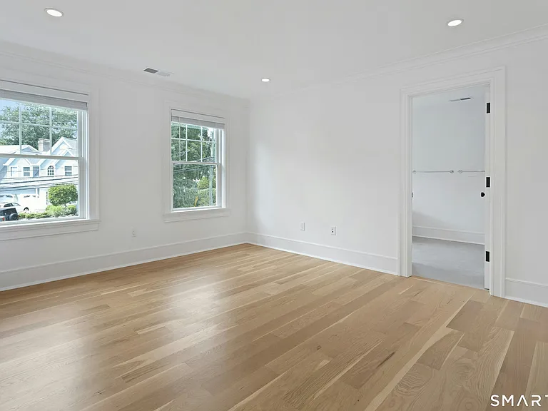16R Old Stamford Rd — Photo 17
