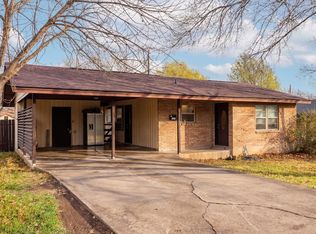 708 Bluebonnet Dr, Kerrville, TX 78028