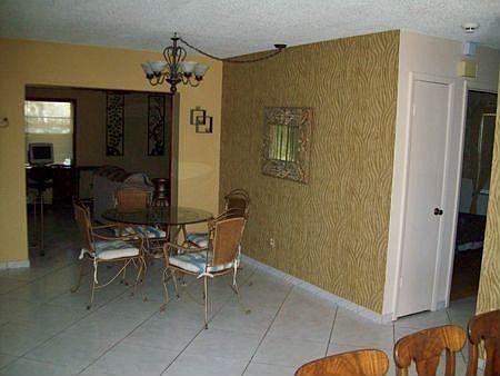 4th image of 8014 Woodvine Pl