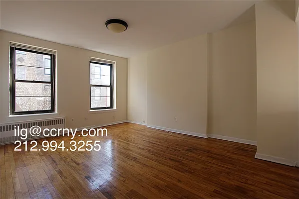 Rented by City Connections Realty | media 4