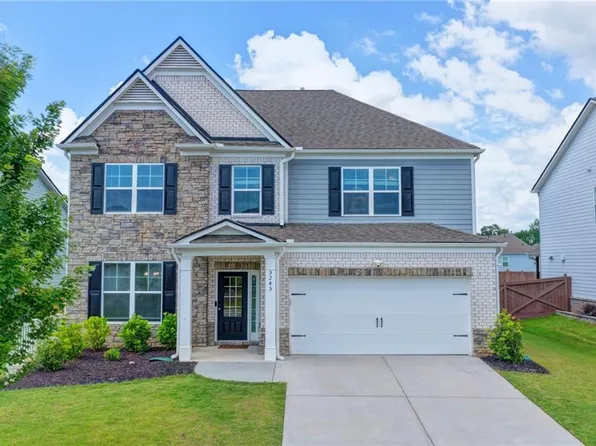 5245 Sargent Dr, Cumming, GA 30040