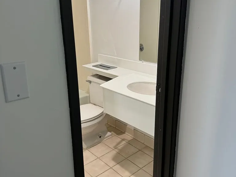 The McCoy at 8035 Apartments - Clive — Photo 77
