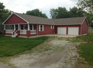 509 3rd St, Winchester, KS 66097