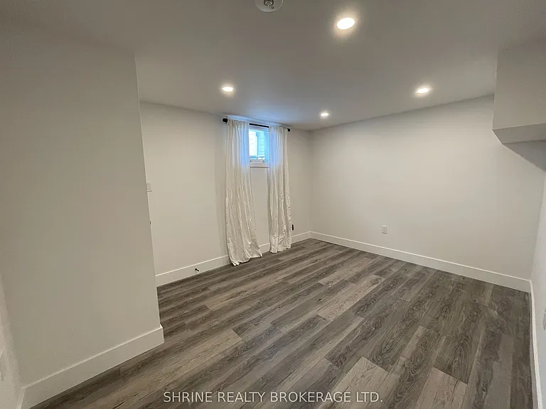 792 Fleet St #BASEMENT — Photo 7