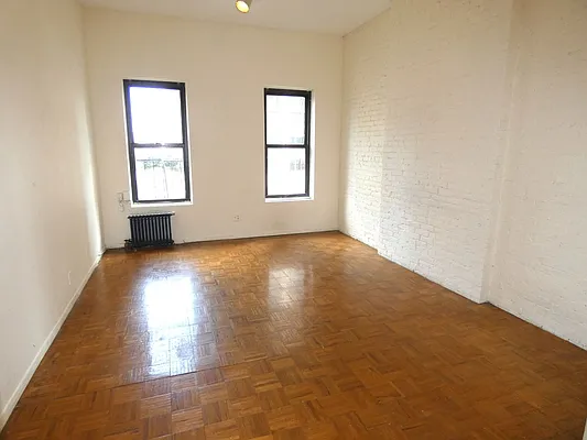 Rented by Compass | media 30