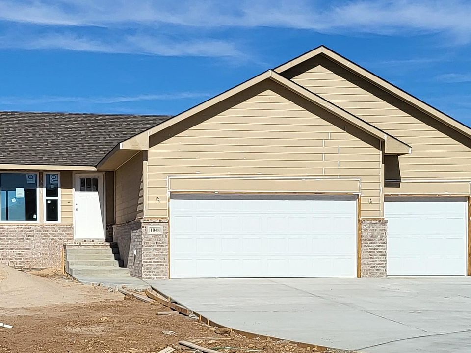 1st image of 1048 N Casado Ct