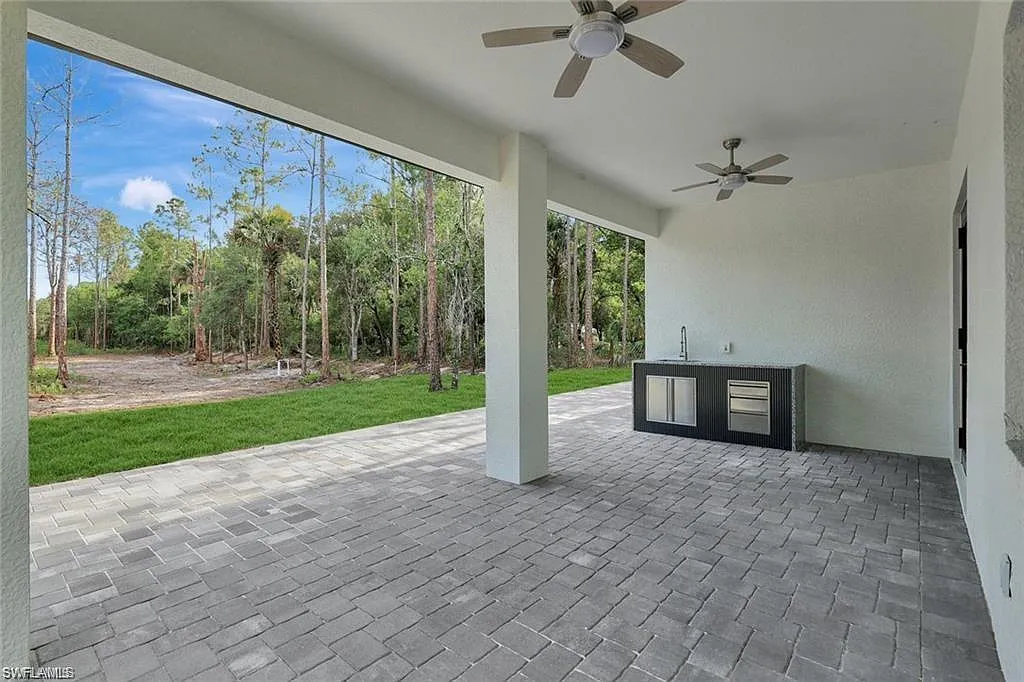 4 bed, 3.0 bath, 1774 sqft, $3,300 — Photo 3