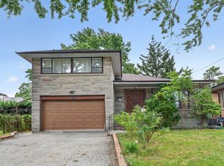 169 Overbrook Pl, Toronto, ON M3H4R2