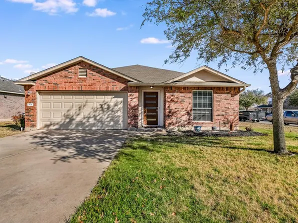 904 Remington Dr, Leander, TX 78641