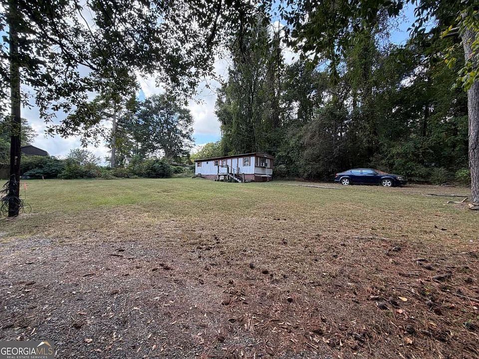 1st image of 184 Sunset Rd SE