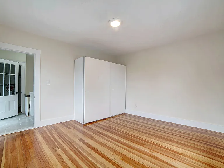 10 Bedford St #2 — Photo 11