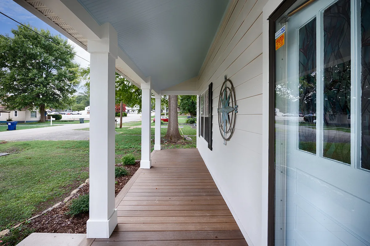 2 bed, 1100 sqft, $1,950 — Photo 3