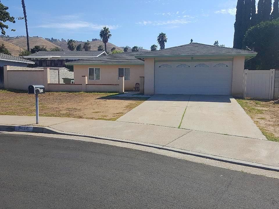 2nd image of 3414 Paine Dr