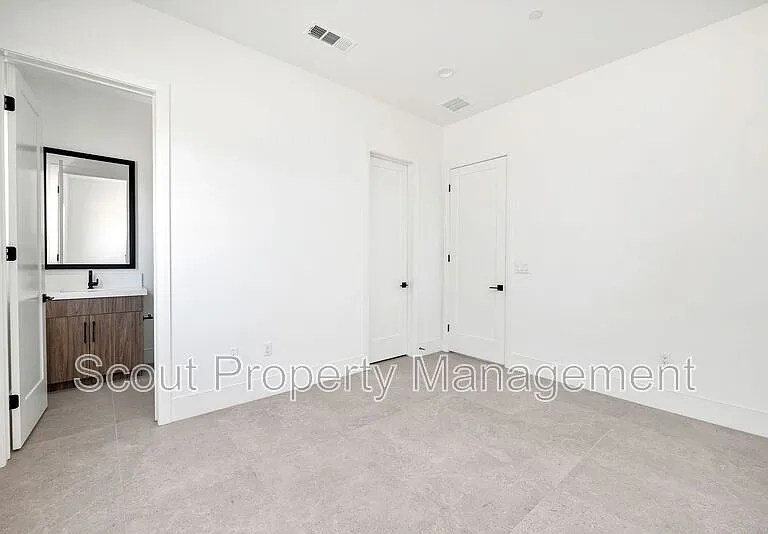 32195 Daybrook Ter — Photo 35
