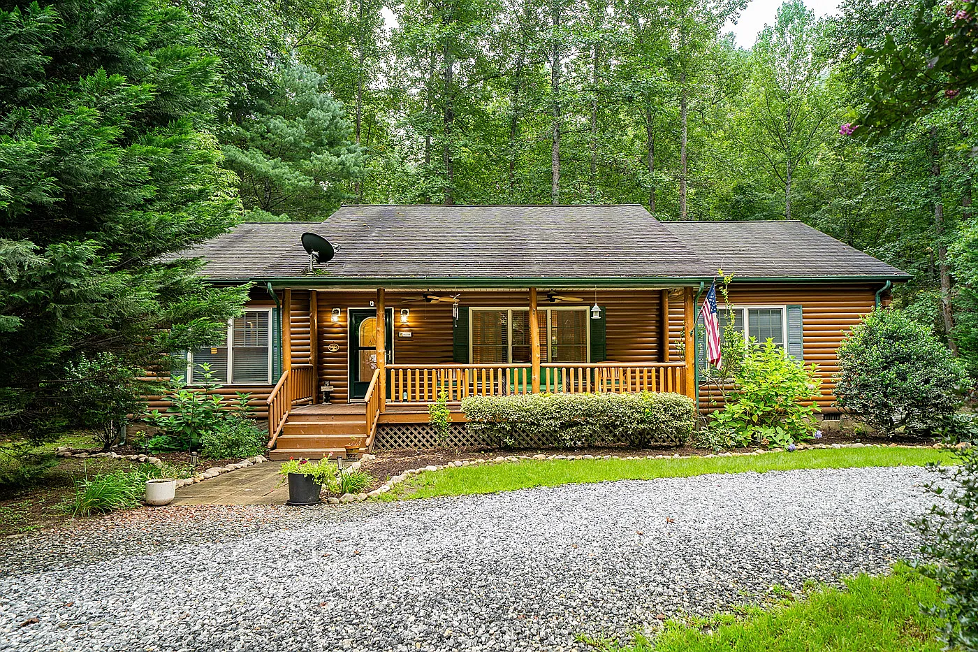 281 Raven Boulevard - 1 — Photo 1