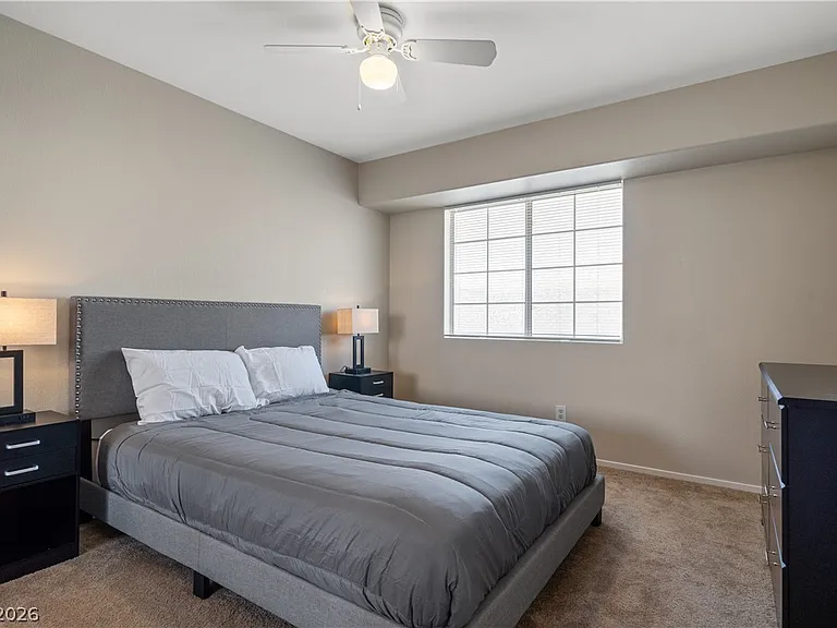 8216 Diamond Star Ct — Photo 23