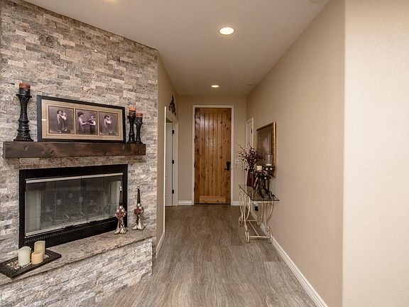 4th image of 2910 Indian Springs Dr