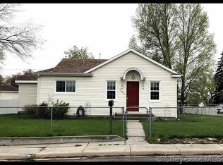 2203 Cheyenne Pl, Cheyenne, WY 82001