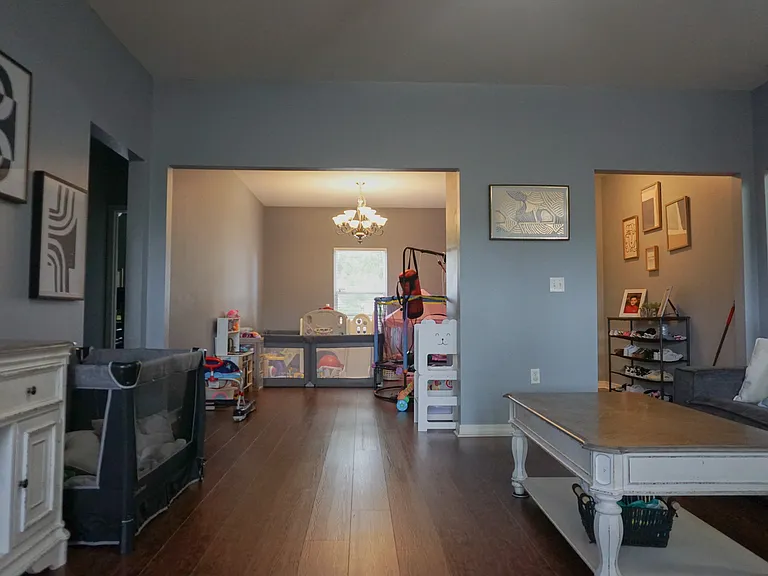 212 Ladue Ave — Photo 16