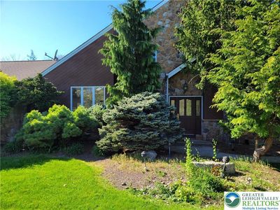 1015 Honeysuckle Rd, Walnutport, PA, 18088