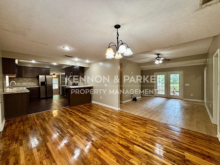 503 Lake Condy Rd — Photo 9