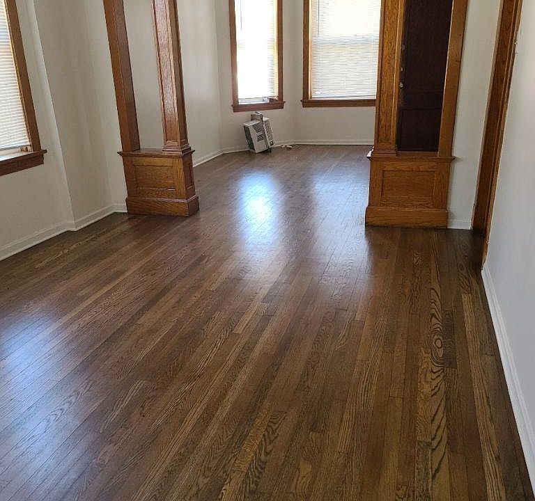 1st image of 2258 N Hamlin Ave #1F