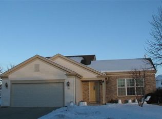 501 Bridlewood Ln, Watertown, WI 53094