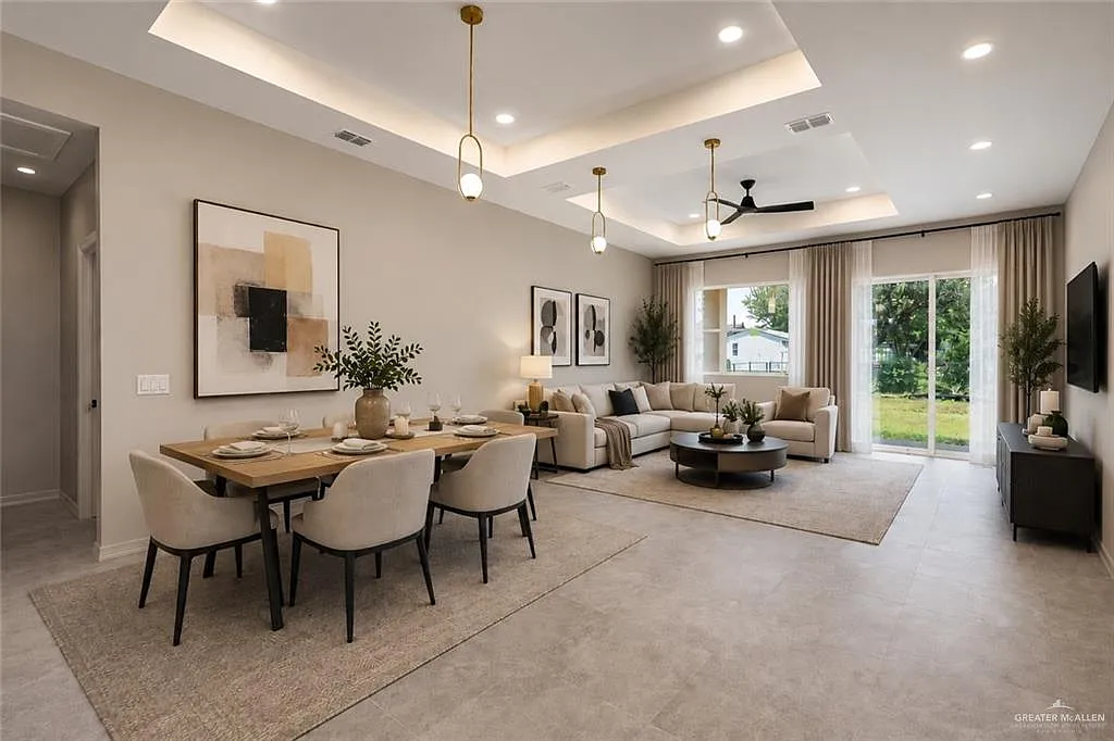 3 bed, 2.0 bath, 1597 sqft, $1,900 — Photo 3