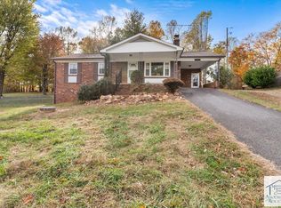350 Marigold Ln, Ararat, VA 24053