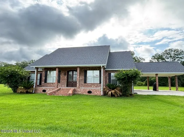 8 Jennie Ln, Picayune, MS 39466