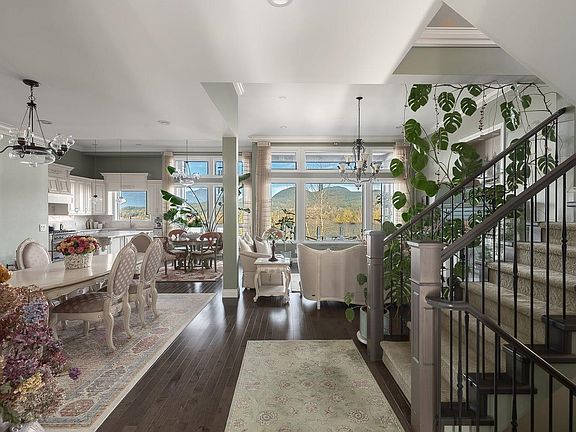 5th image of 22731 136a Ave