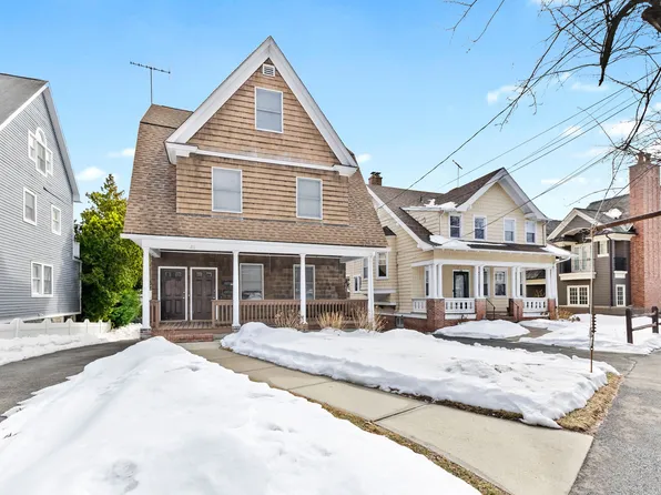 26 Lexington Ave APT 3, Greenwich, CT 06830