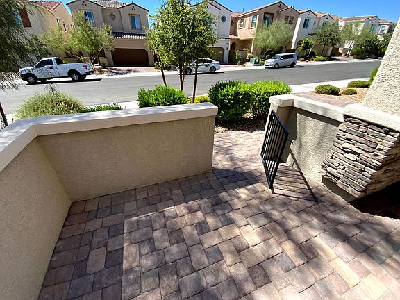 4th image of 9726 Canyon Landing Ave