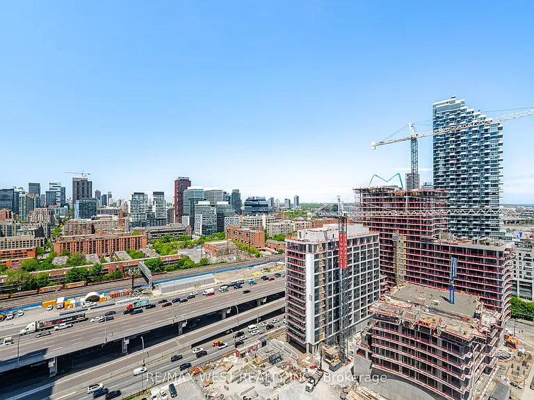 15 Richardson St #2101 — Photo 30