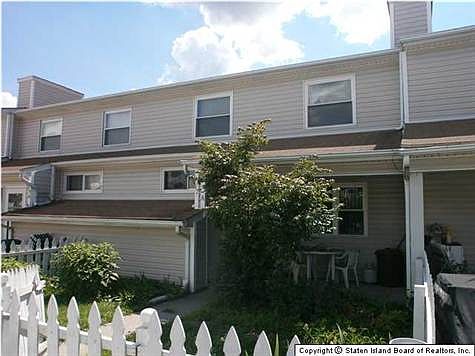 3rd image of 17A Marc St