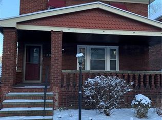 2077 Halstead Ave, Lakewood, OH 44107