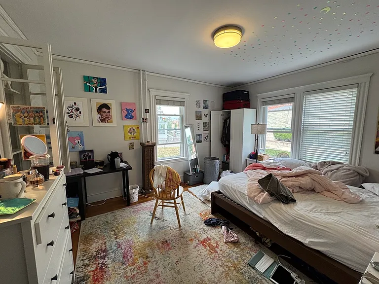 35 Saint Clements Rd — Photo 5