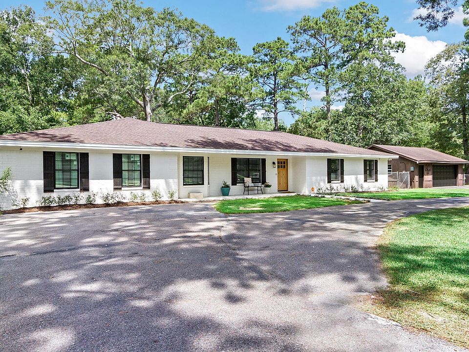 1st image of 7825 River Bend Dr