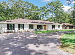 7825 River Bend Dr, Beaumont, TX 77713