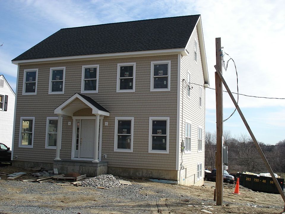 New construction colonial