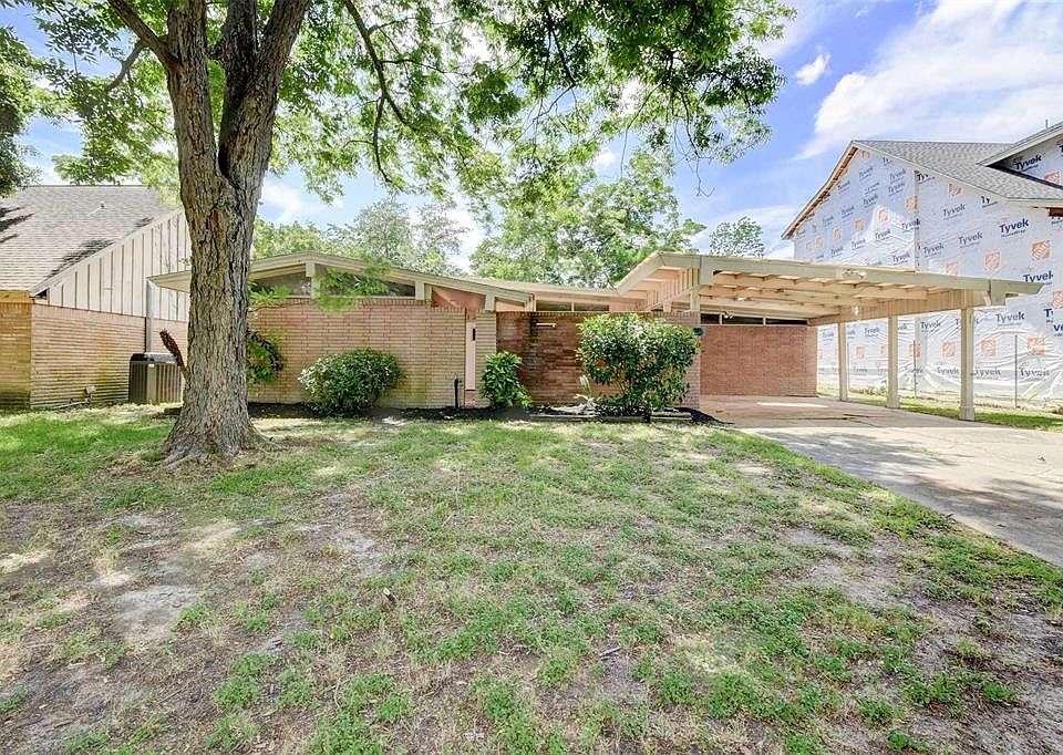 1st image of 9210 Bintliff Dr