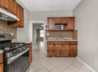 757 Bartlett Ave, Baltimore, MD 21218