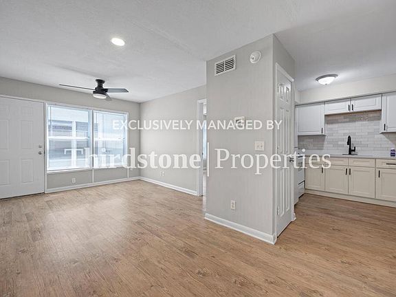 2nd image of 2887 Post St APT 2