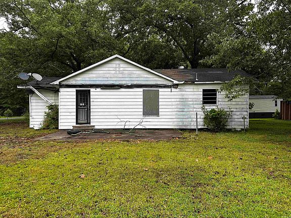 2nd image of 6102 Bullock St